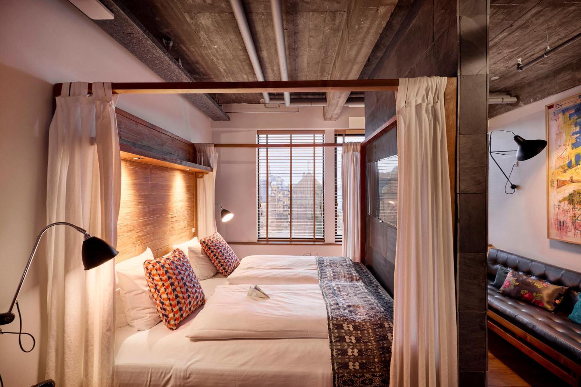 Manon Les Suites Guldsmeden Copenaghen Esterno foto A room at the Standard East Village